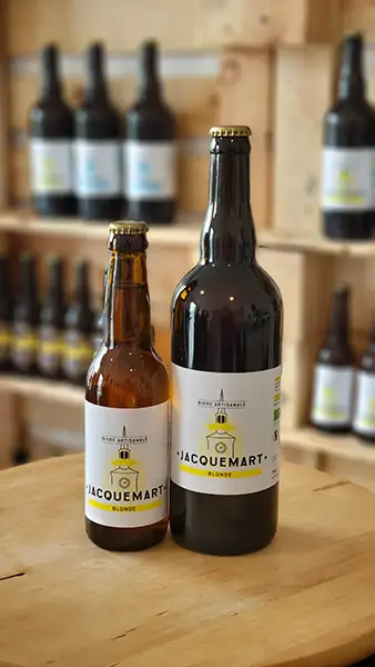 Biere Jacquemart blonde en 33 cl et 75 cl, produite localement en Drome et Isere